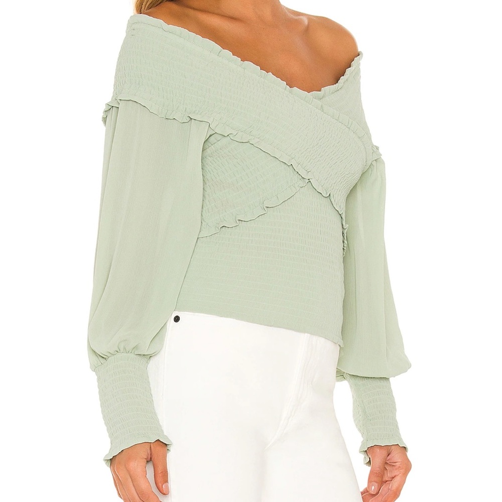 NEW Steve Madden Smock & Free Top in Light Sage - Picture 3 of 5